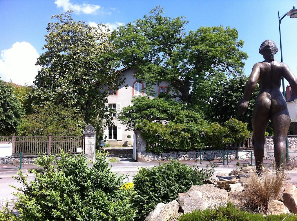 Le Clos de La Muse Saint-Junien Exterior foto
